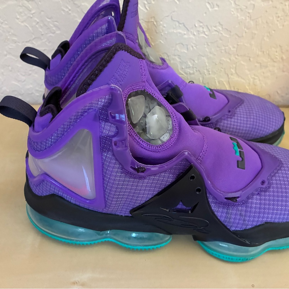 Nike Purple and Teal Athletic Shoes